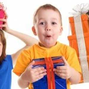 Ce să dai o fată timp de trei ani, alegerea unui cadou