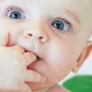 Cum să înțelegeți că dinții copilului sunt tăiați și ce să faceți?