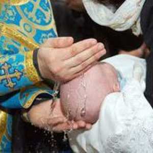Cum trece botezul băiatului
