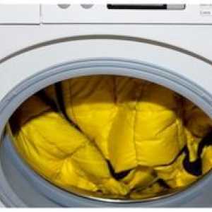 Cum să spălați o jachetă jos într-o mașină de spălat