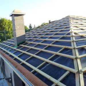 Construcția unui acoperiș gable și auto-asamblare