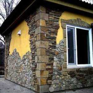 Cu fața spre casă cu piatră naturală