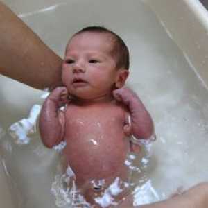 Prima baie a unui nou-născut după spital