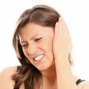 Conul sau compactarea din spatele urechii doare atunci când o apăsați